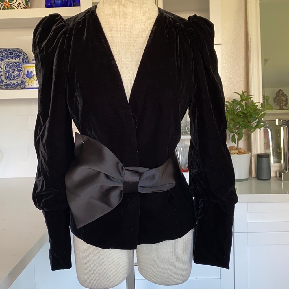 COPY - Velvet blazer, top, oversized bow Zara